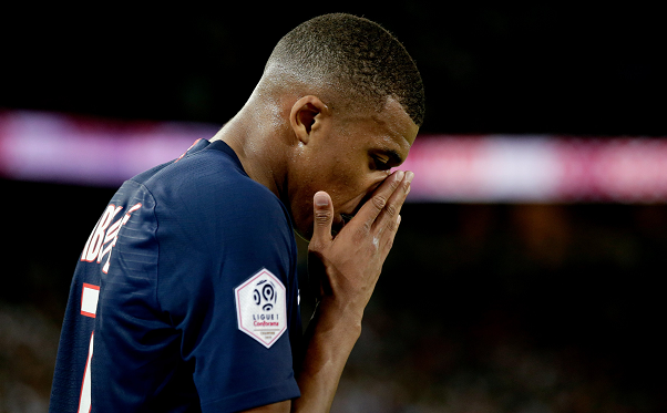 尼斯训练开放日，今晚战术微调引欢呼，法甲在即，数据趋势出现新变化的简单介绍