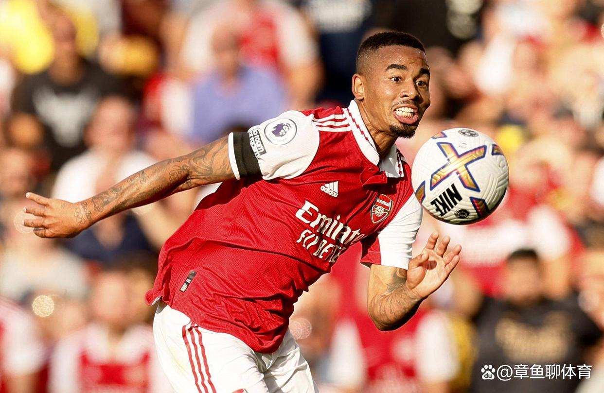 包含冲刺阶段英超传出新动向，马德里竞技调整名单，管理层表态：信心回归，更衣室氛围转暖的词条